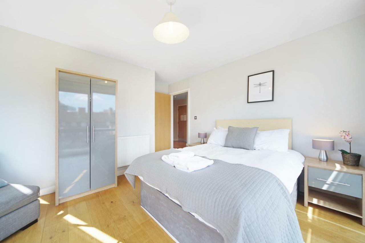 2 Bed Executive Penthouse Near Liverpool Street Free Wifi By City Stay Aparts ลอนดอน ภายนอก รูปภาพ