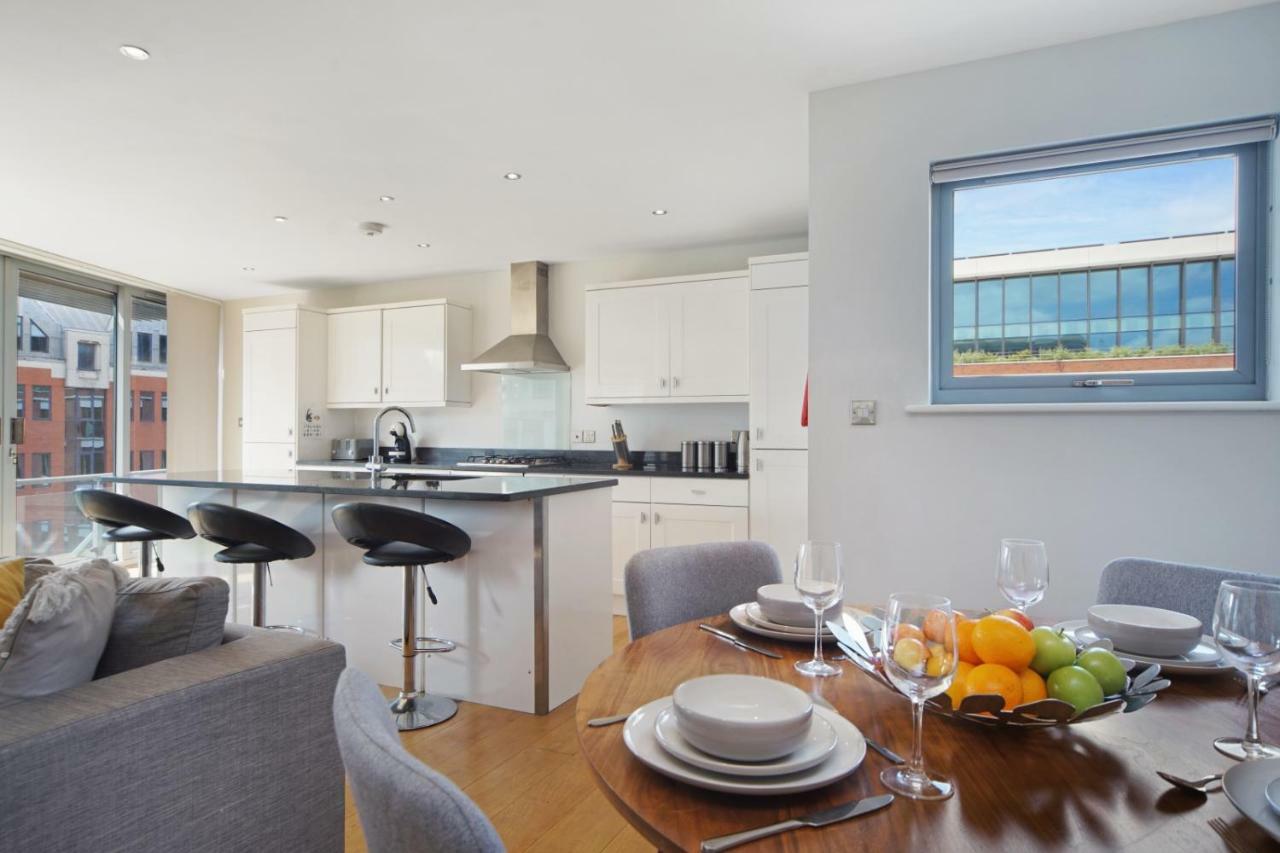 2 Bed Executive Penthouse Near Liverpool Street Free Wifi By City Stay Aparts ลอนดอน ภายนอก รูปภาพ