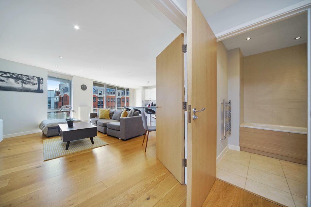 2 Bed Executive Penthouse Near Liverpool Street Free Wifi By City Stay Aparts ลอนดอน ภายนอก รูปภาพ