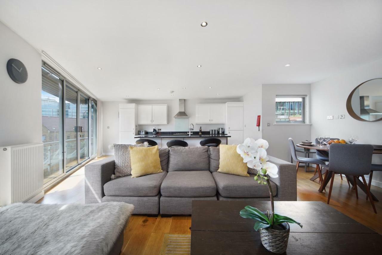 2 Bed Executive Penthouse Near Liverpool Street Free Wifi By City Stay Aparts ลอนดอน ภายนอก รูปภาพ